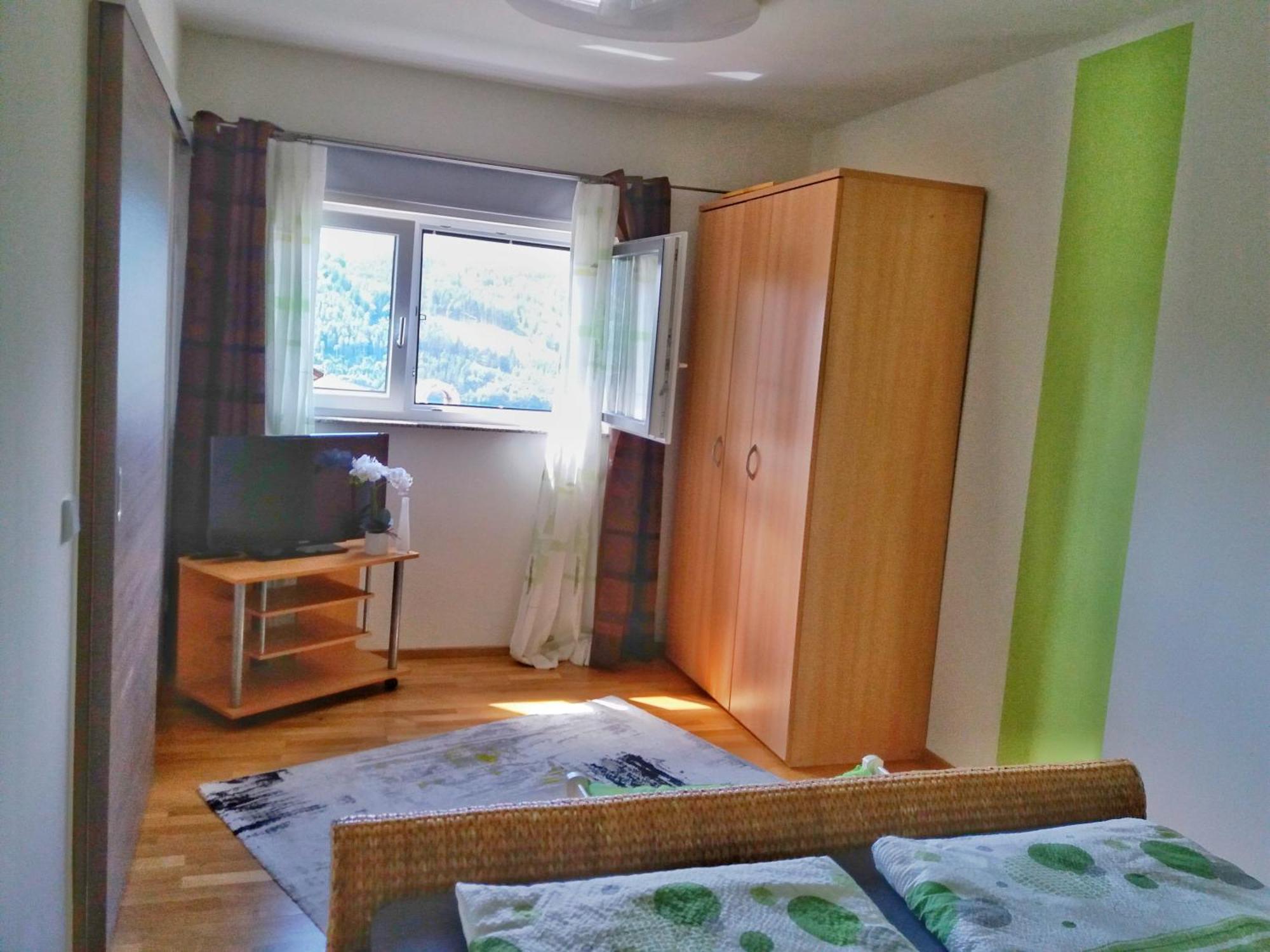 Haus Harmonie Daire Millstatt Oda fotoğraf